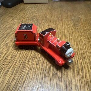 Thomas & Friends Trackmaster Mike & Tender Train Tank Mattel 2013‎ Magnetic